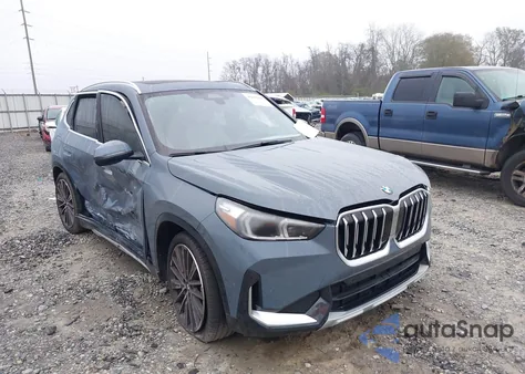 2025 BMW X1 xDrive28I z USA, uszkodzony, nr VIN WBX73EF04S5390698